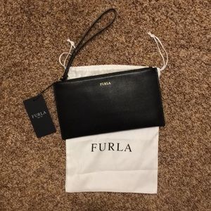 *New* Furla Black Babylon 100% Leather Wristlet